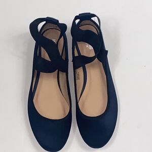 MOSSIMO BALLT FLATS W/ AUHKE STRAP WIDE-WITH WOMEN SHOES SIZE 7 BLACK AND BLUE